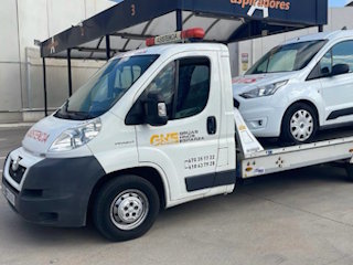 Servicios 2026 | Grúas 24h Asistencia en carretera Gruas Hnos Esparza